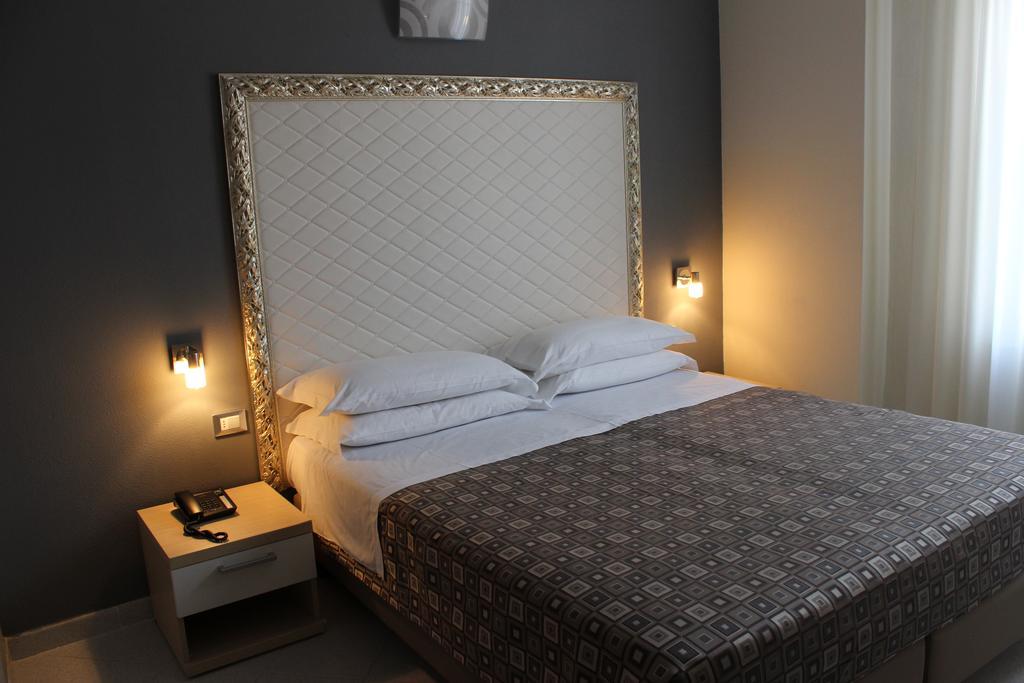 Hotel Villa Igea Diano Marina Pokój zdjęcie
