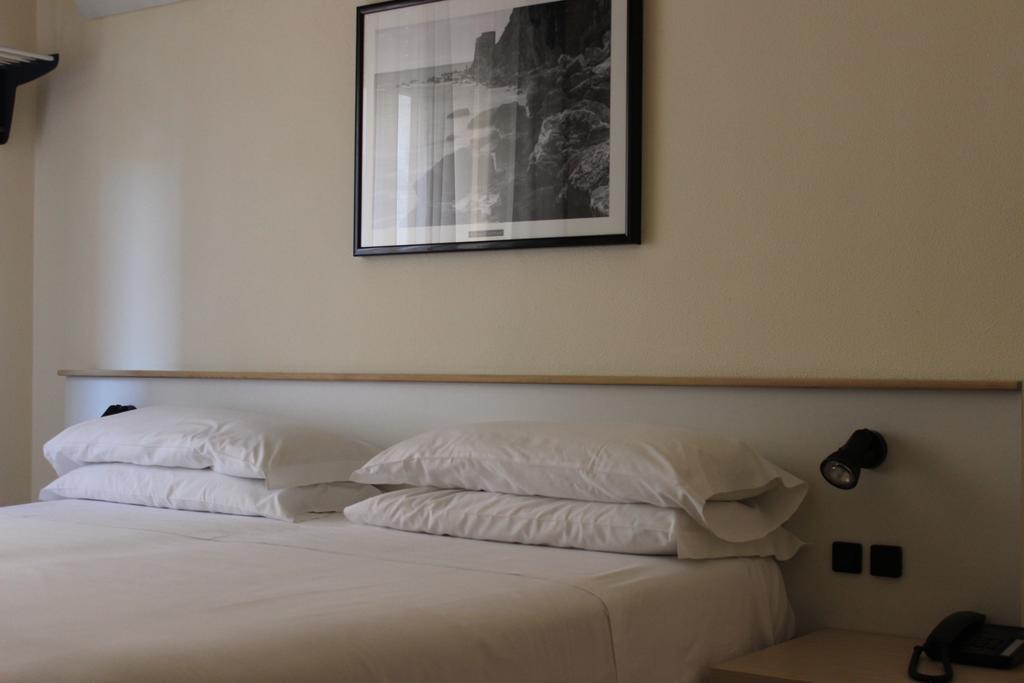 Hotel Villa Igea Diano Marina Pokój zdjęcie