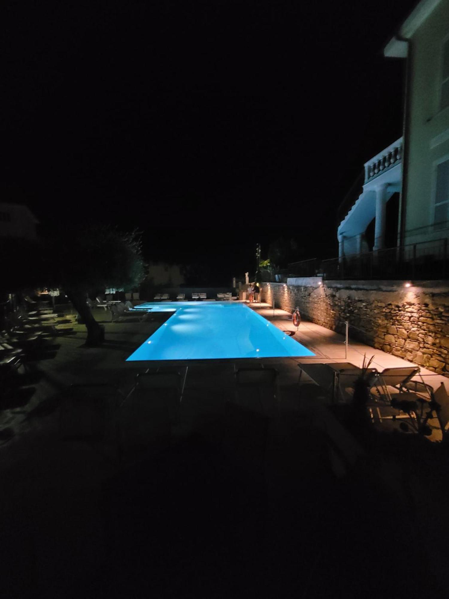 Hotel Villa Igea Diano Marina Zewnętrze zdjęcie